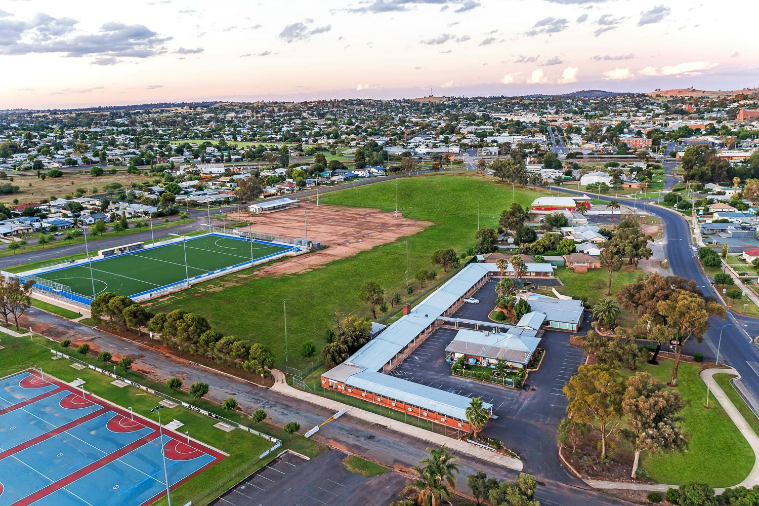 Parkview Motor Inn Parkes Dış mekan fotoğraf