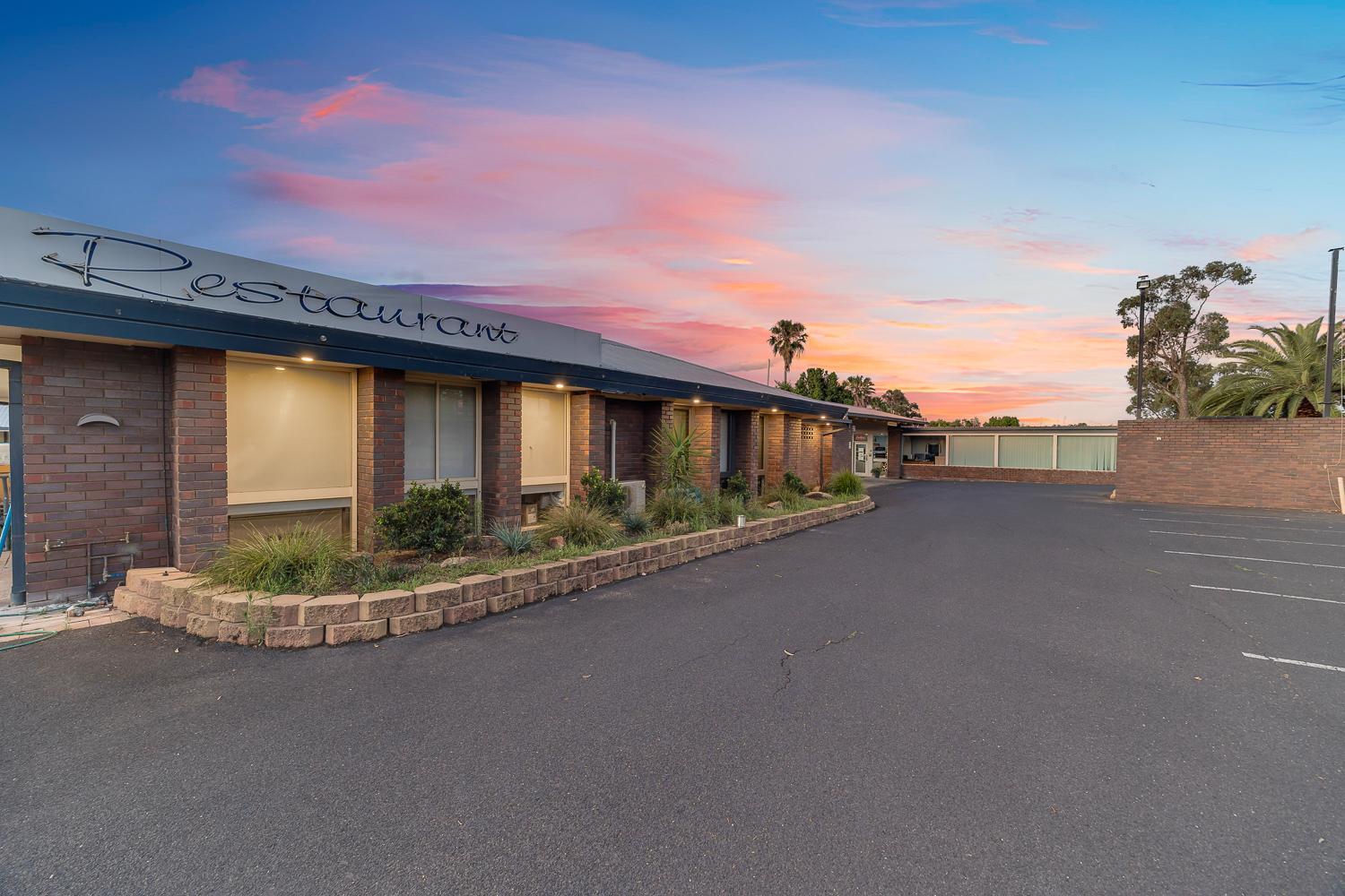 Parkview Motor Inn Parkes Dış mekan fotoğraf