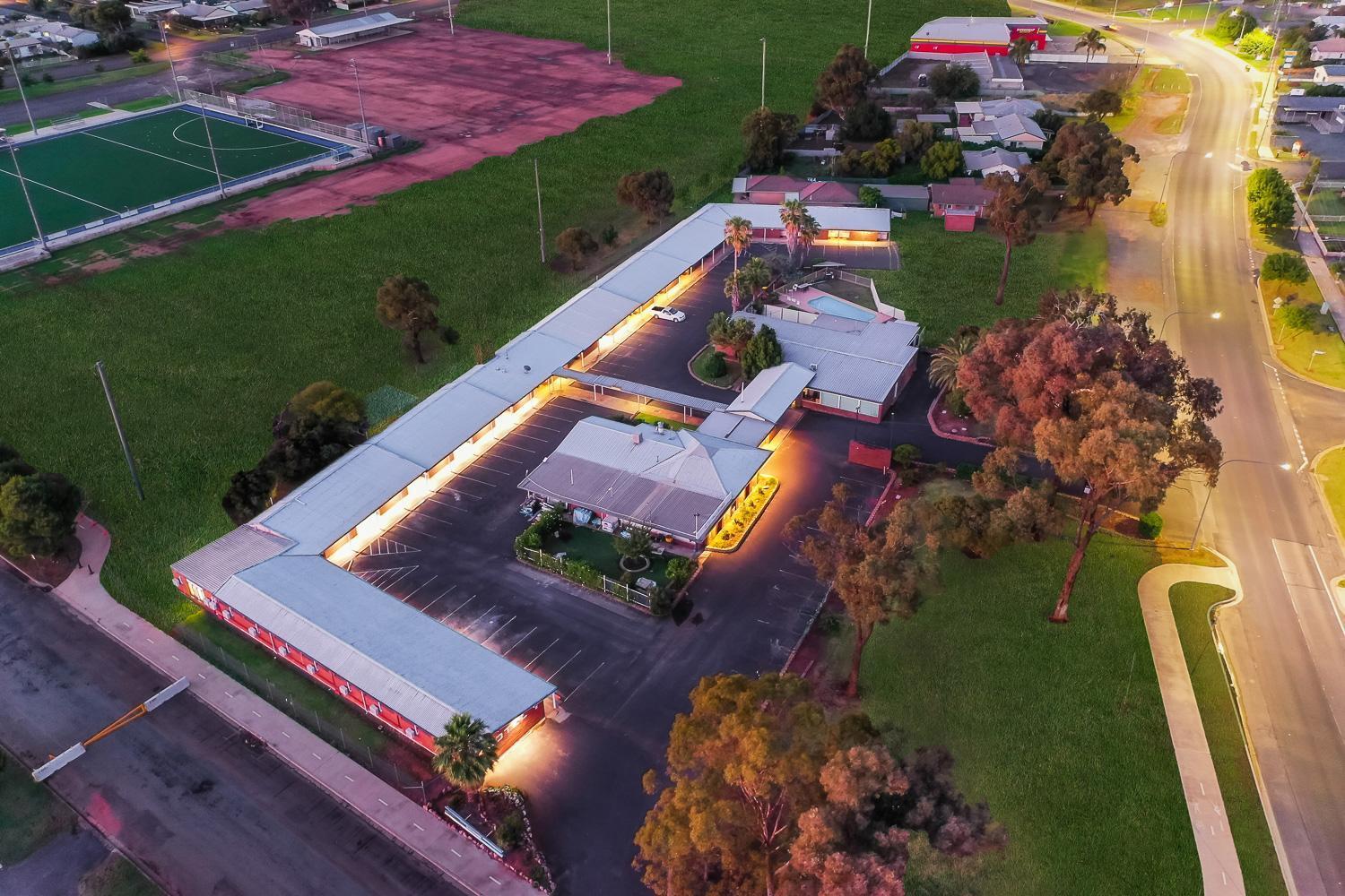 Parkview Motor Inn Parkes Dış mekan fotoğraf
