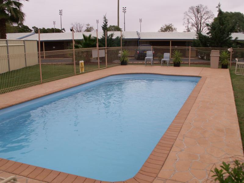 Parkview Motor Inn Parkes Dış mekan fotoğraf